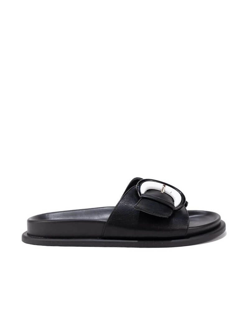 Mules à boucles